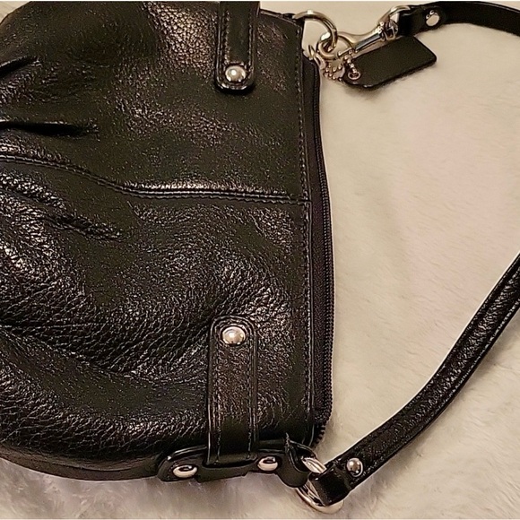Coach Chic Black Pebbled Leather Wristlet with Silver Accents Hangtag - Picture 4 of 7
